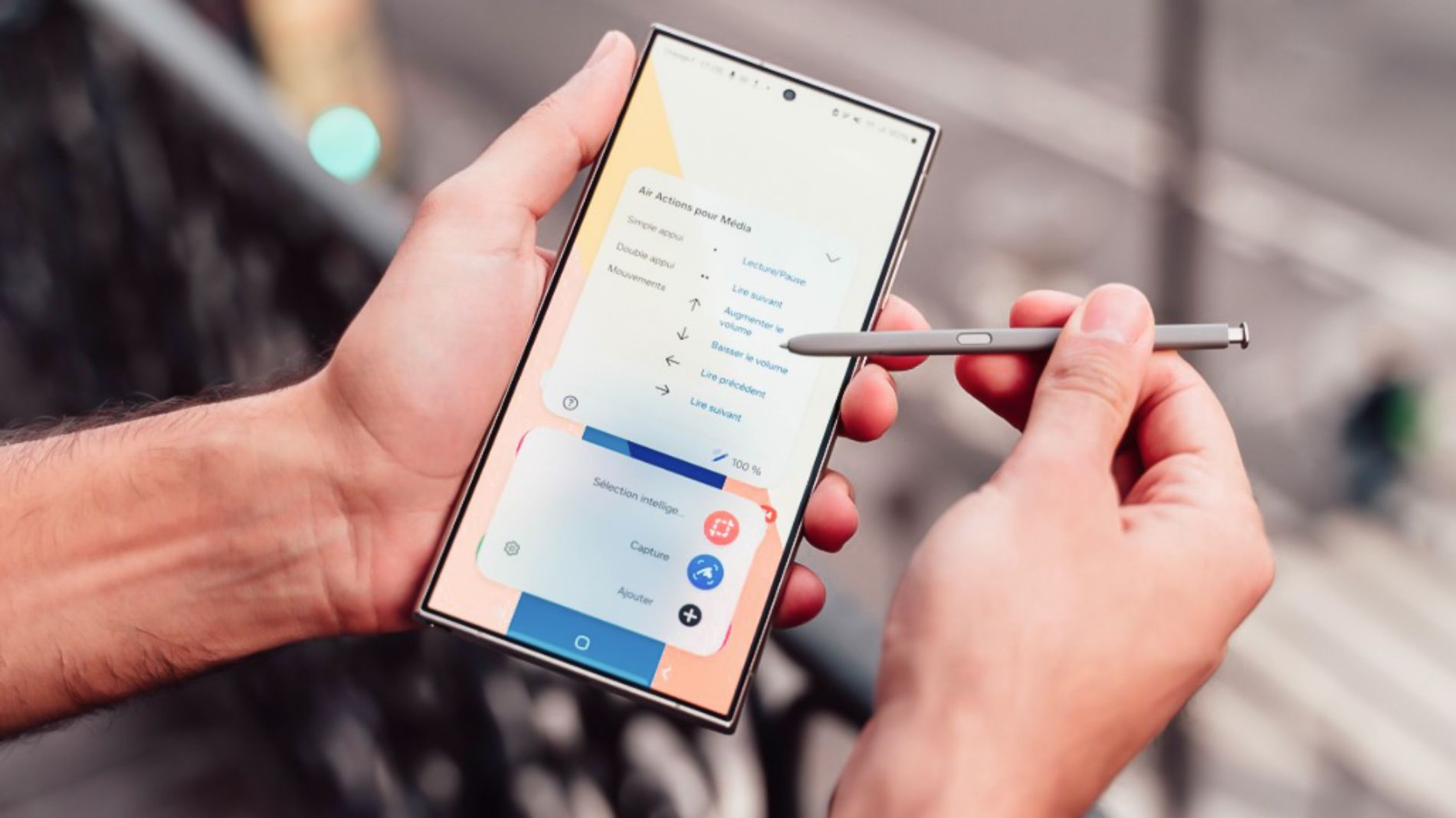 Hình ảnh cho danh mục 5 cách sử dụng S Pen trên Samsung Galaxy S25 Ultra giúp bạn x2 hiệu suất làm việc mỗi ngày